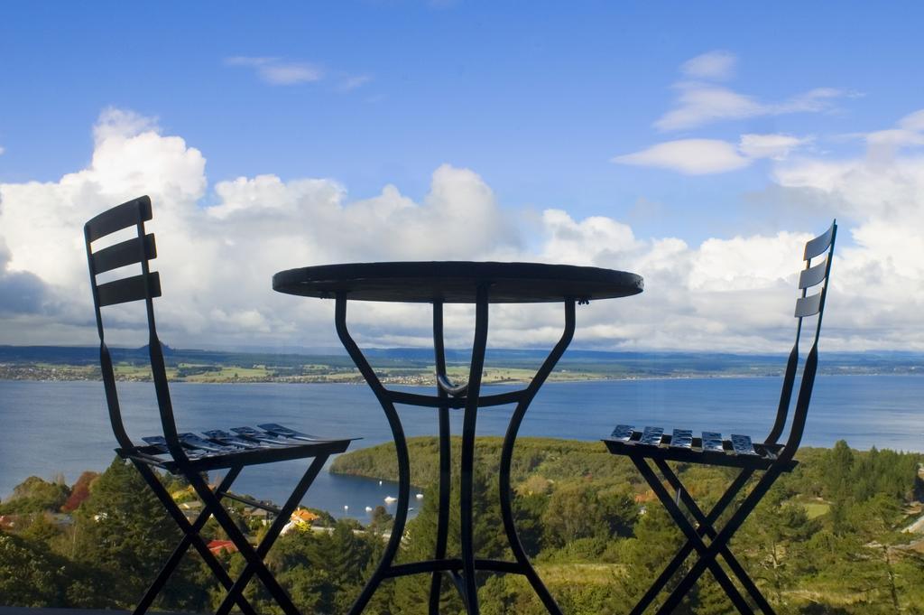Acacia Cliffs Lodge Taupo Exterior photo